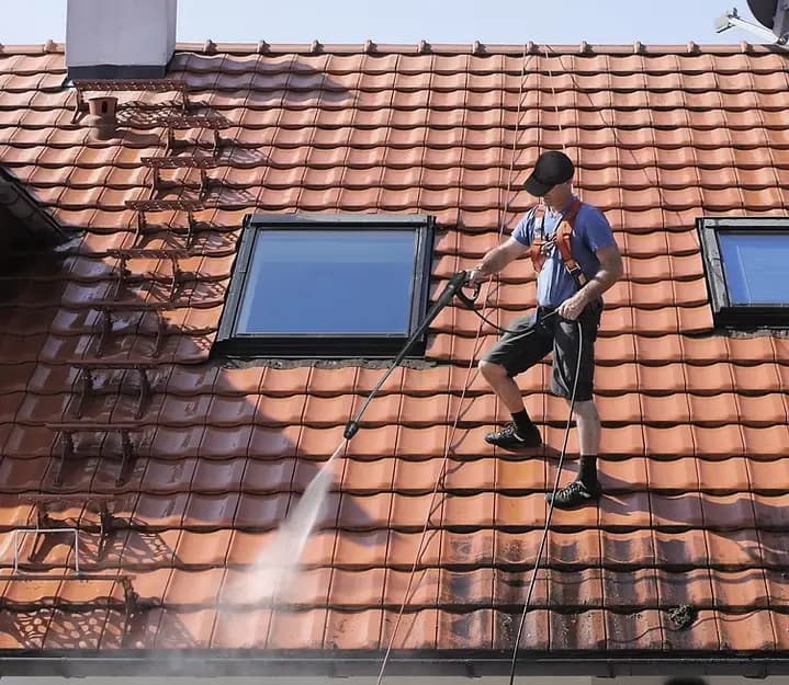 Professional Roof Cleaning Services for Residential & Commercial Properties